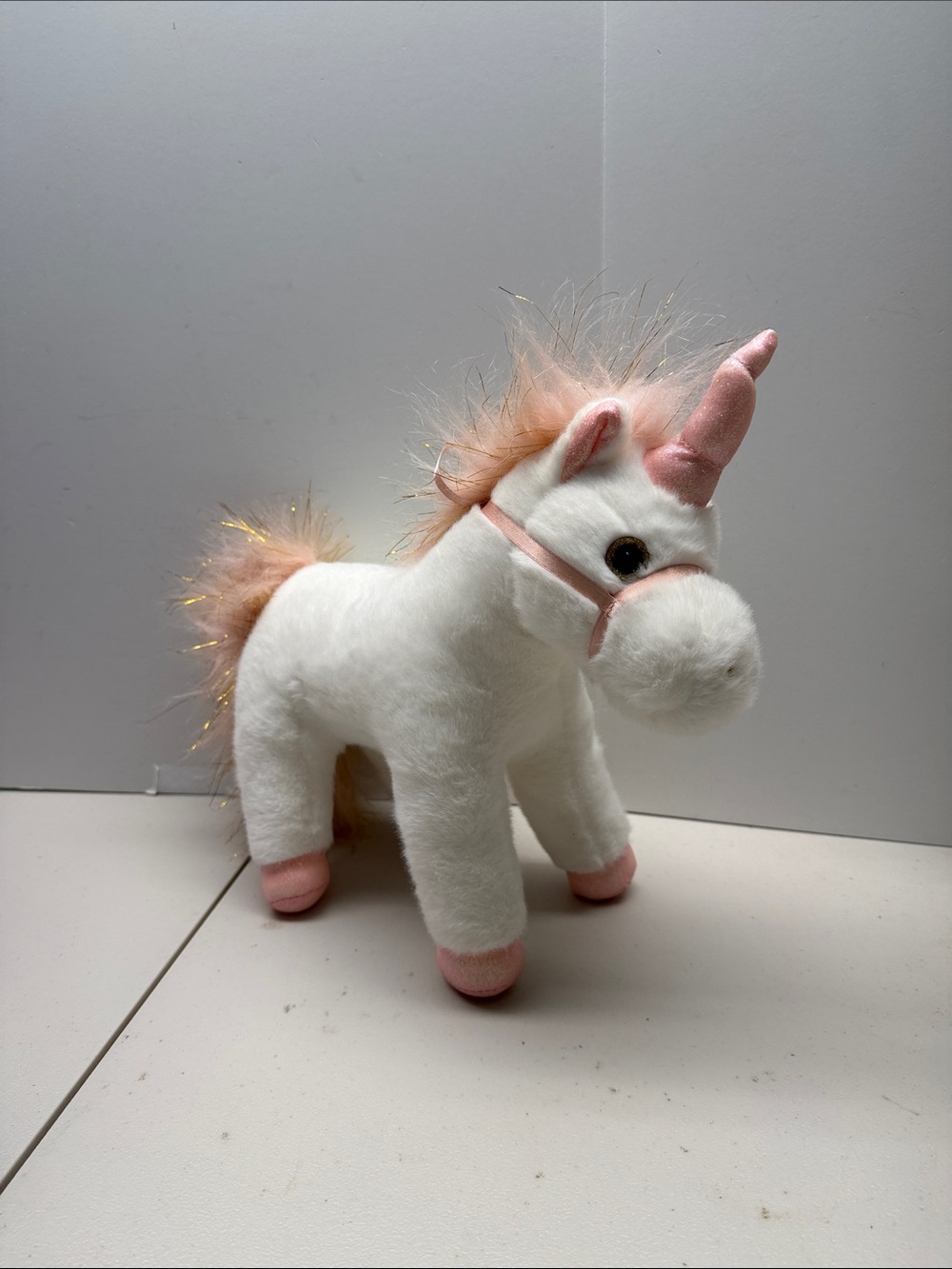 FAO Schwarz Sparklers Glittery Unicorn 10" Stuffed Animal White/ Pink